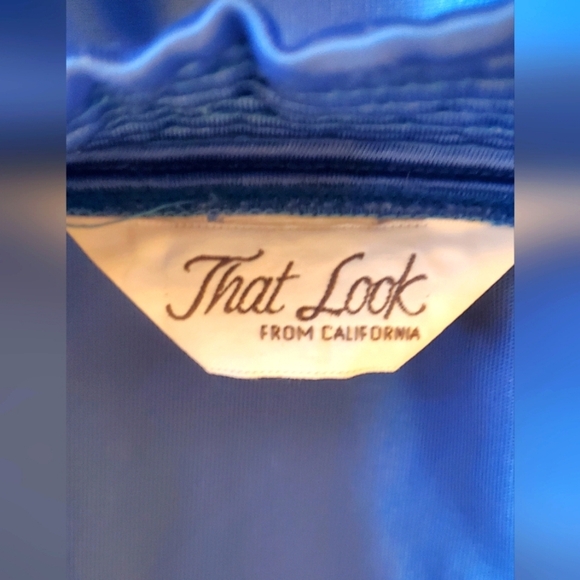 💚5/$25 That Look Blue Satin Nylon Belted Short Robe With Pockets Size Small - Picture 7 of 7